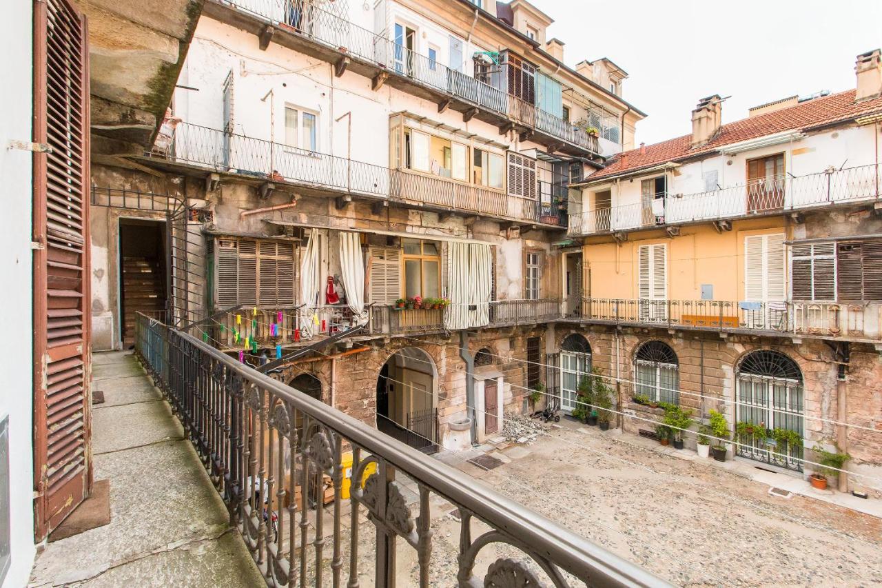 Mole Antonelliana & Royal Gardens Cozy Studio Turim Exterior foto